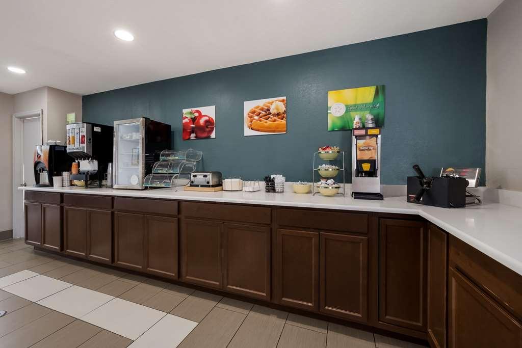 Quality Inn University Area Farmville Restaurang bild